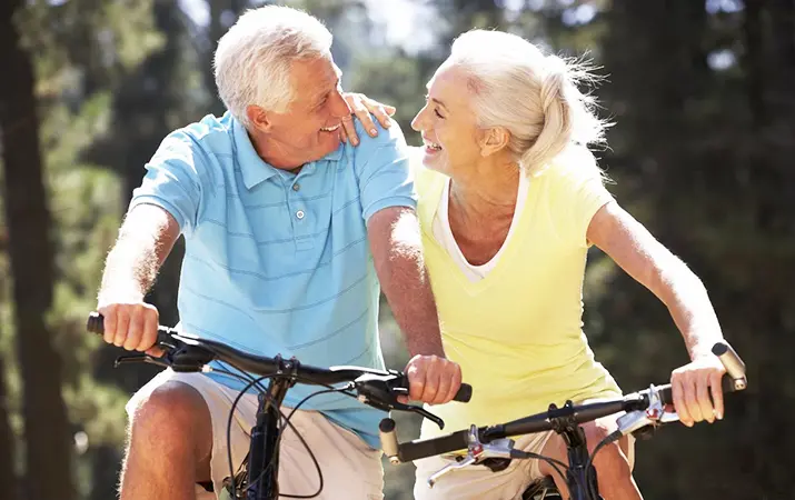 Относитесь к старению более позитивно — и живите дольше!