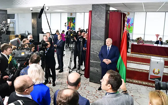 Александр Лукашенко проголосовал на выборах депутатов Палаты представителей Национального собрания и местных советов.