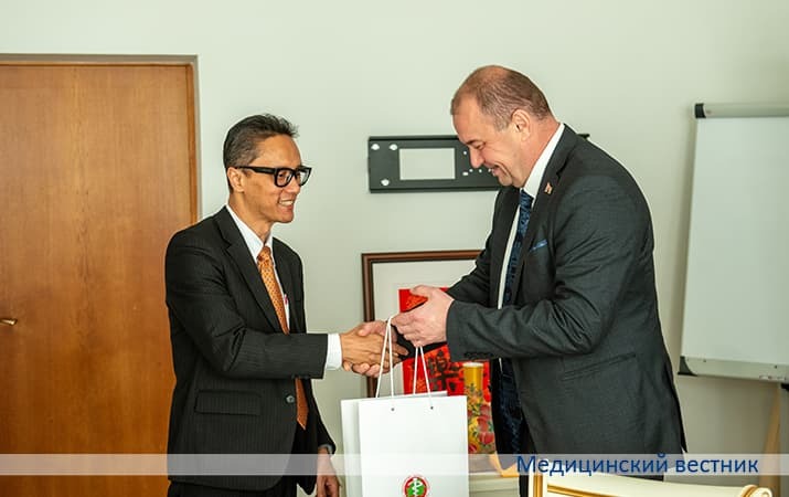 Minzdrav Indoneziya vizit4